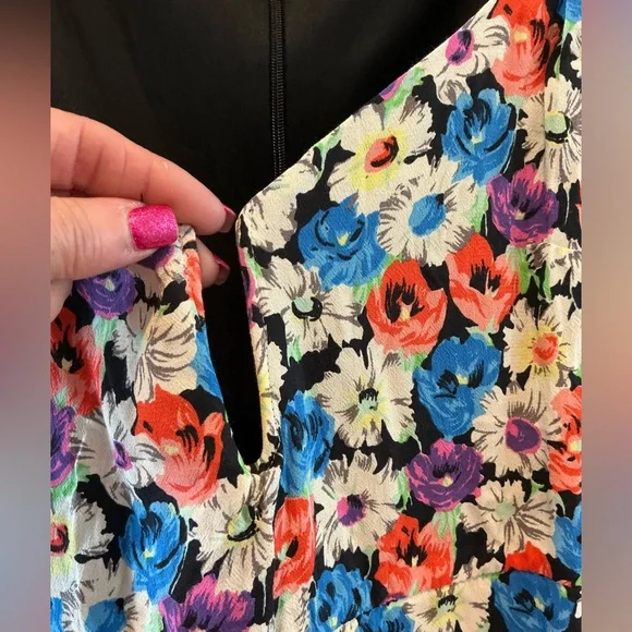 Zara Vibrant Floral Print Long Sleeve Mini Dress Ruched Skirt Design Woman Small - Picture 12 of 13